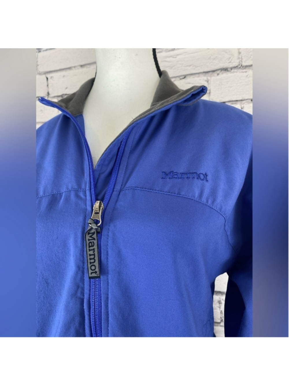 Women’s Marmot Jacket size Medium Blue Zip Up Windbreaker Rain Jacket - Picture 2 of 10